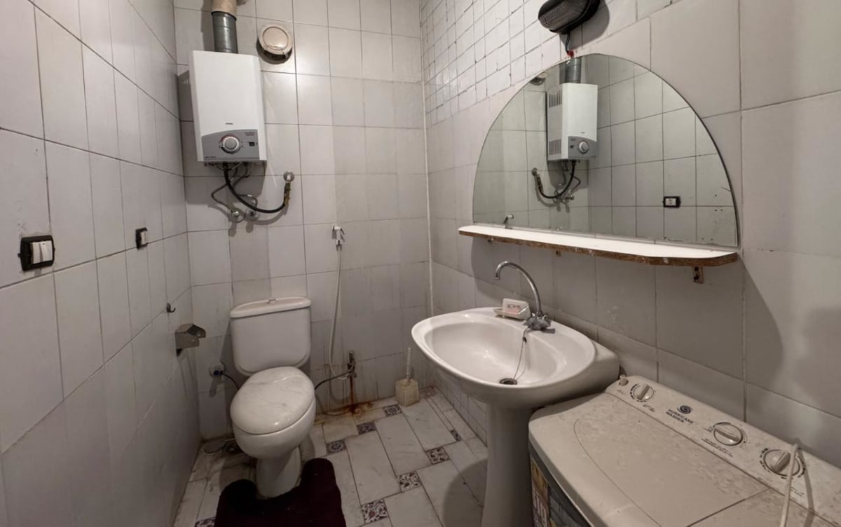 Spacious 3-Bedroom Apartment in Maadi Sarayat
