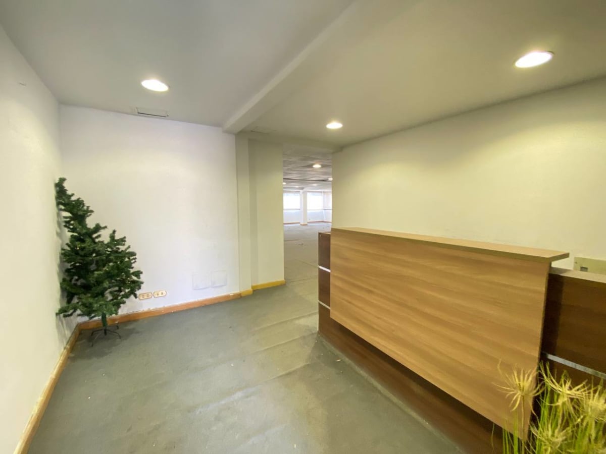 Administrative Office For Rent| 450m²| Sarayat.