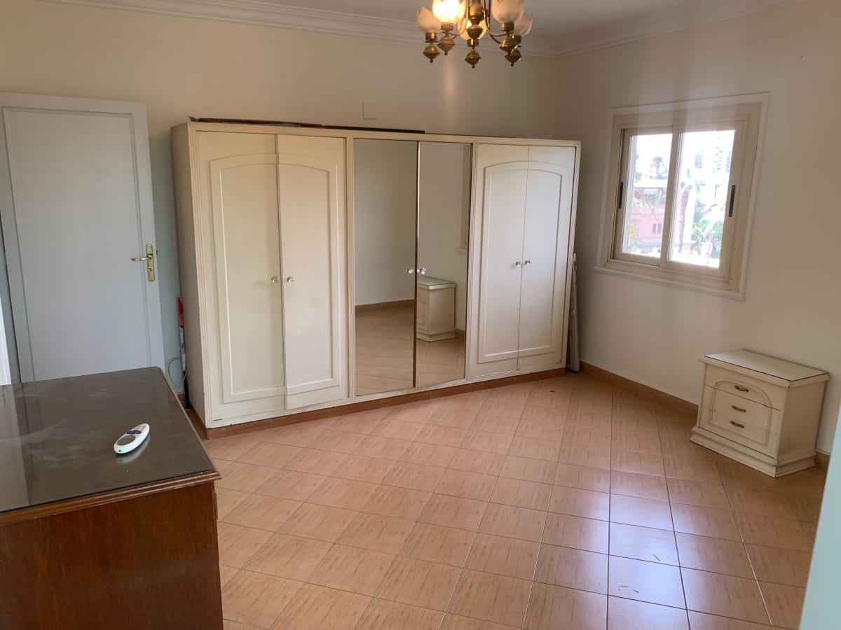 Bright 2-Bedroom Apartment with Open Views
