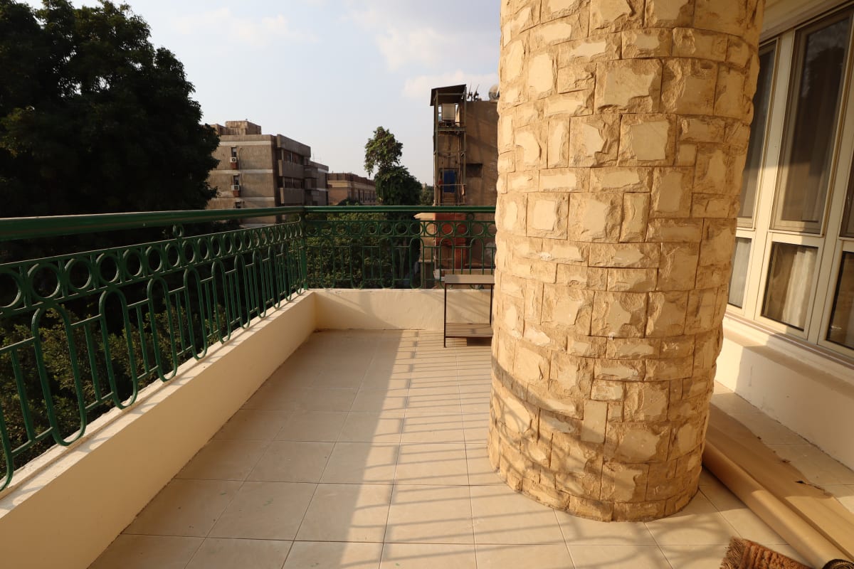 Furnished & Sunny Apartment In Maadi Sarayat
