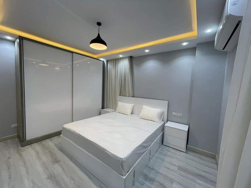 Modern 3BR Apartment in Prime Maadi Location
