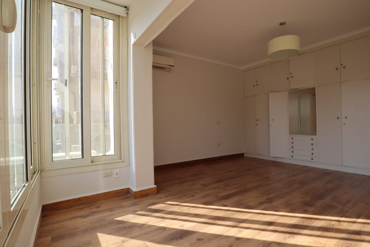 3BR Penthouse in Maadi Sarayat