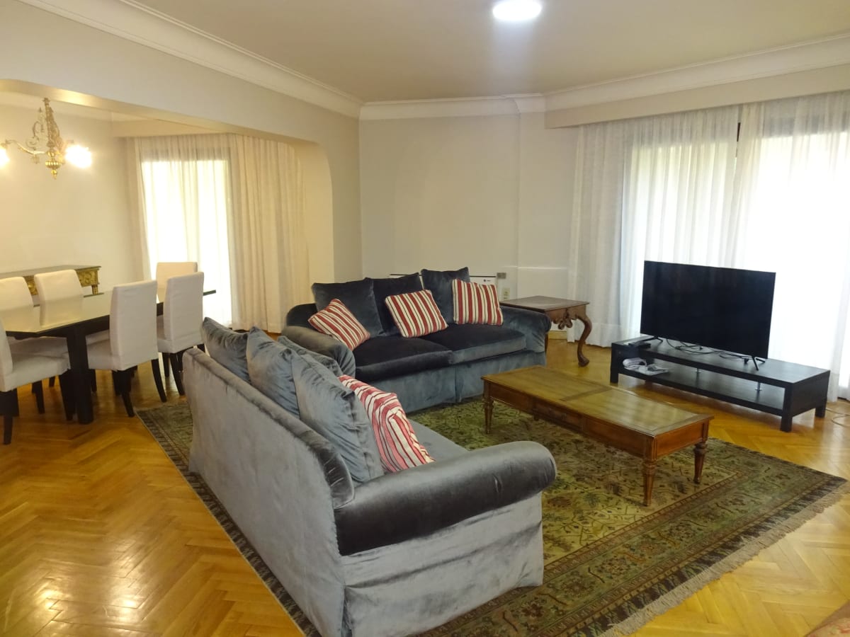 Stylish Ground Floor Residence With Shared Pool In Sarayat El Maadi.