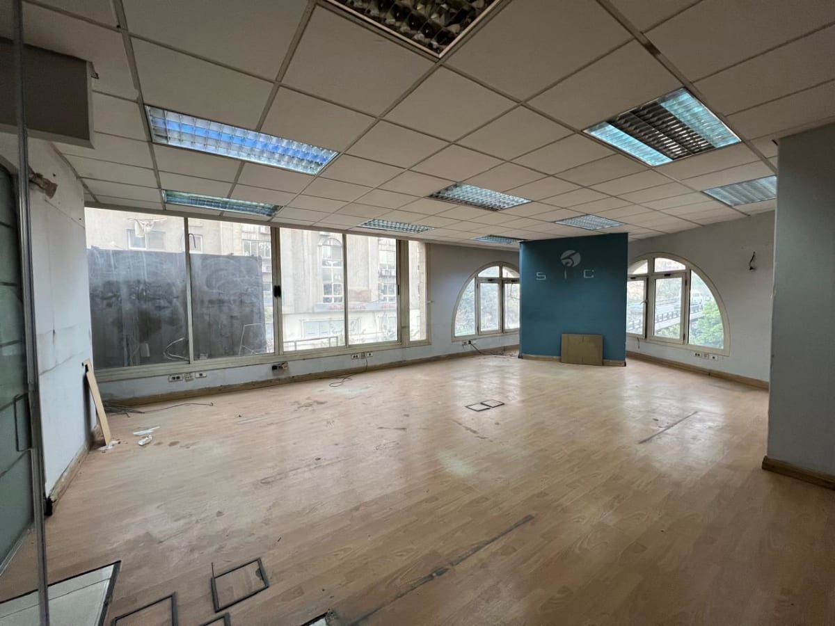 Modern Administrative Office | 470m² | For Rent in Sarayat.