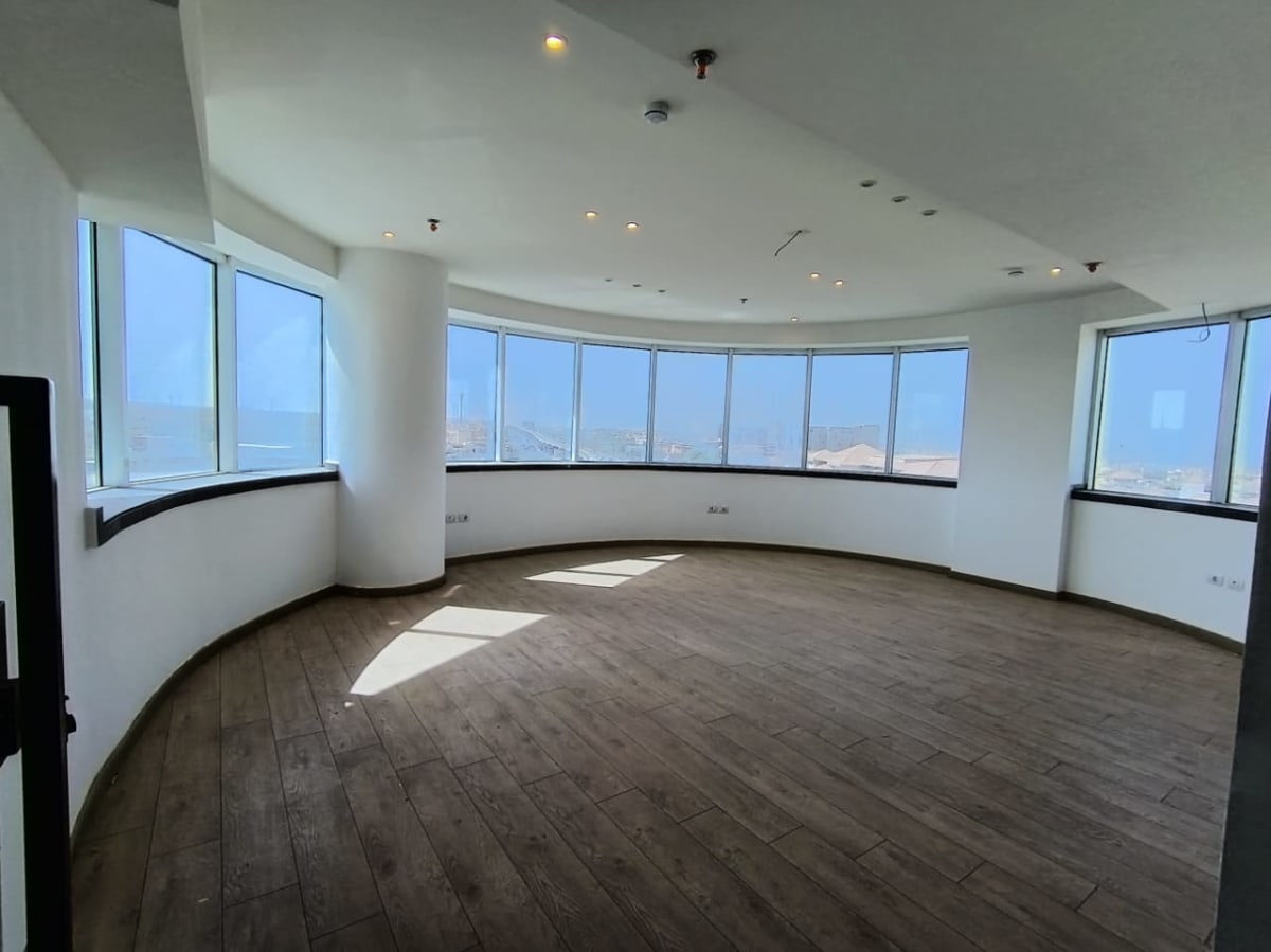 Administrative Space For Rent| 800m² | 90th South. 