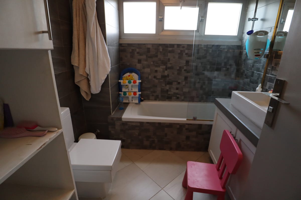 Cozy Family Apartment In The Heart Of Degla Maadi.