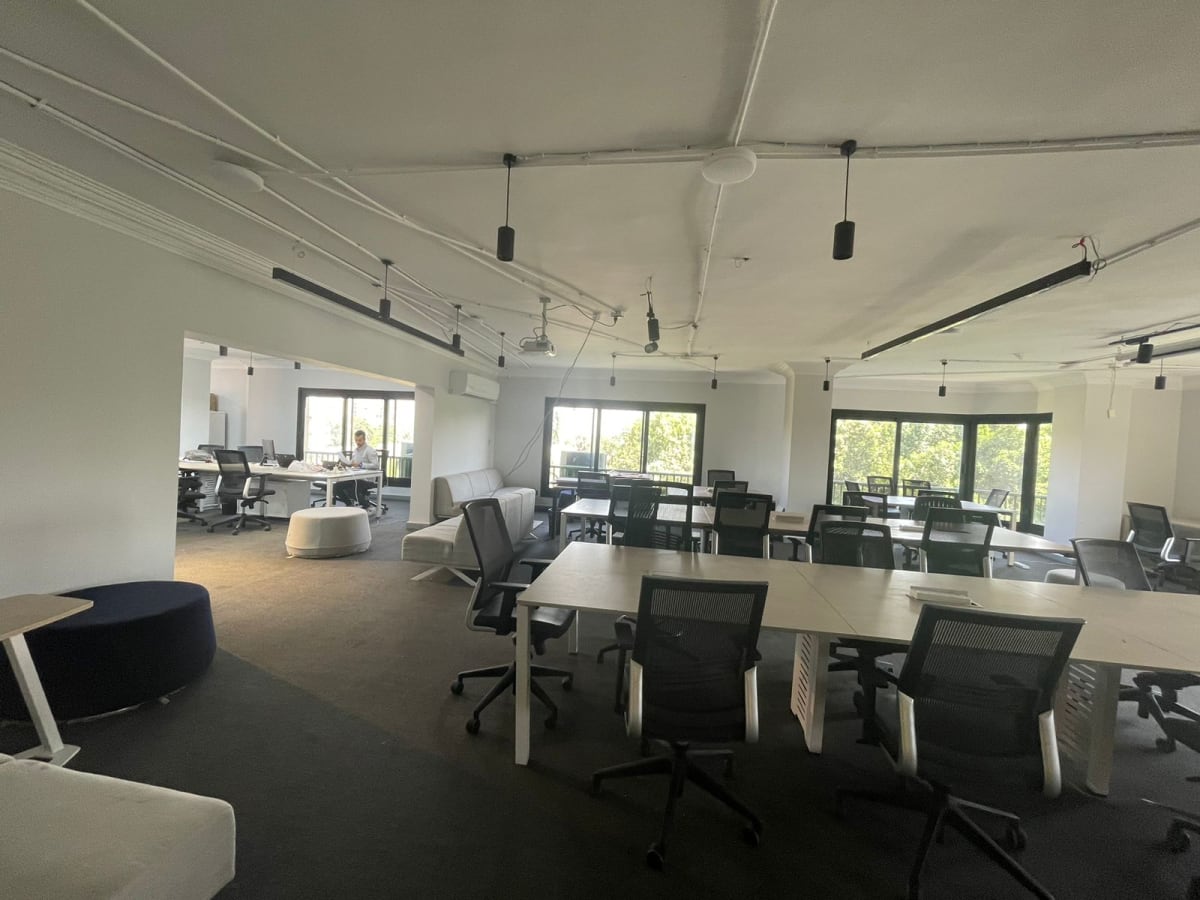 Administrative Office For Rent| 700m²| Sarayat.