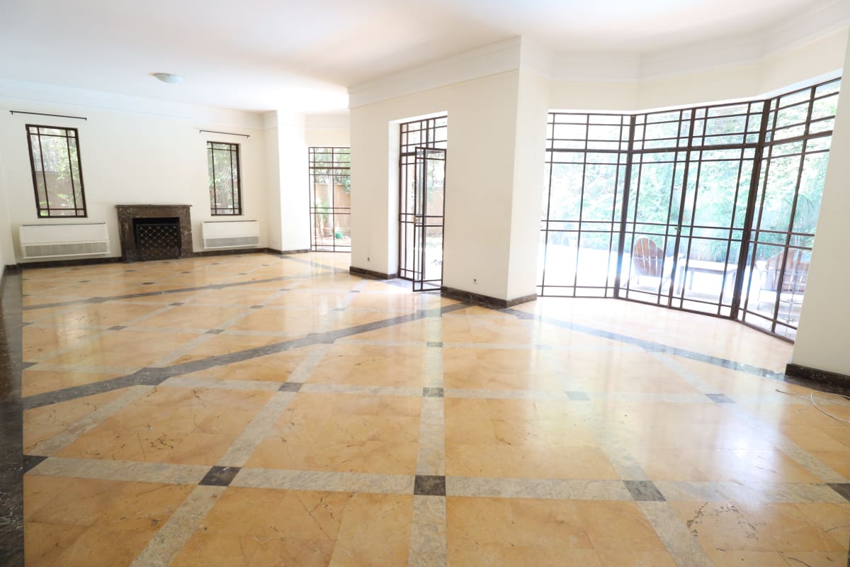 Luxurious Maadi Sarayat Villa Featuring A Private Swimming Pool For Rent.