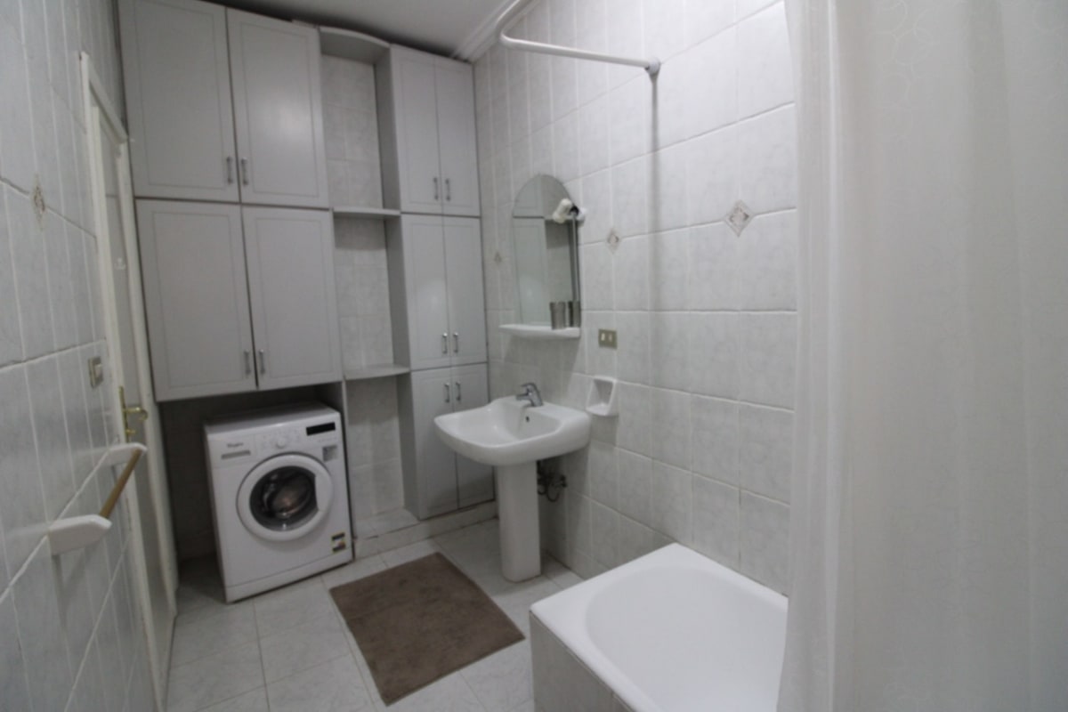 A Warm & Welcoming Furnished Apartment In Degla.