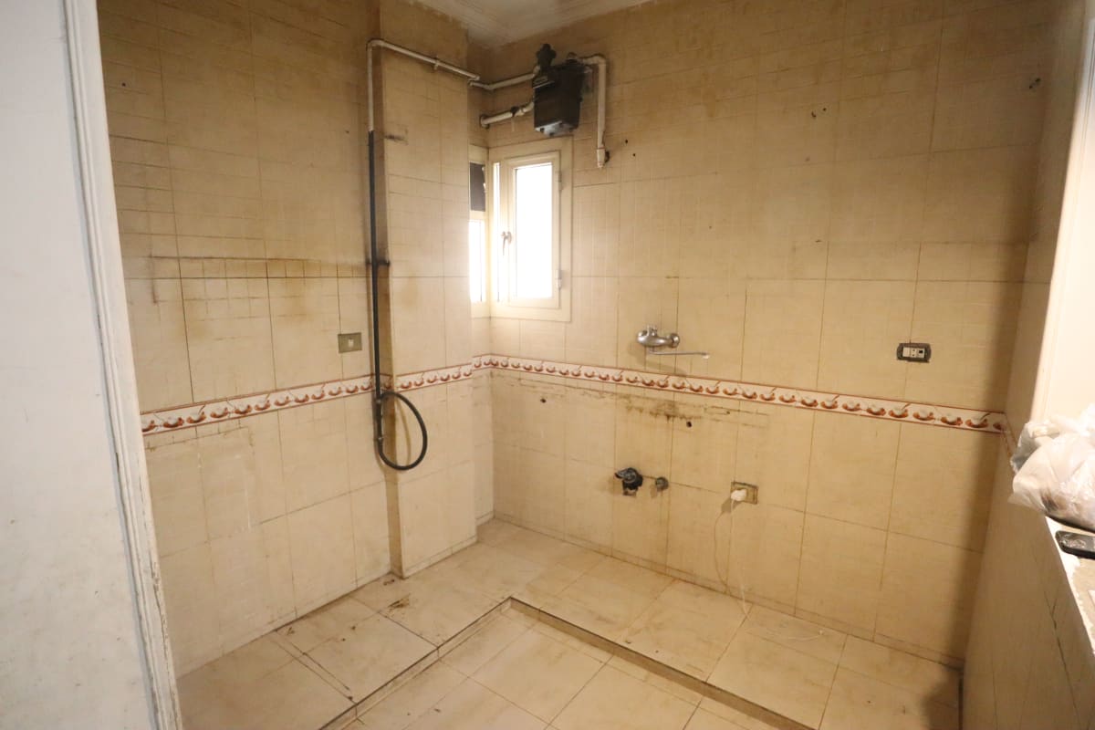 Unfurnished Apartment In The Heart Of Hay El Maadi