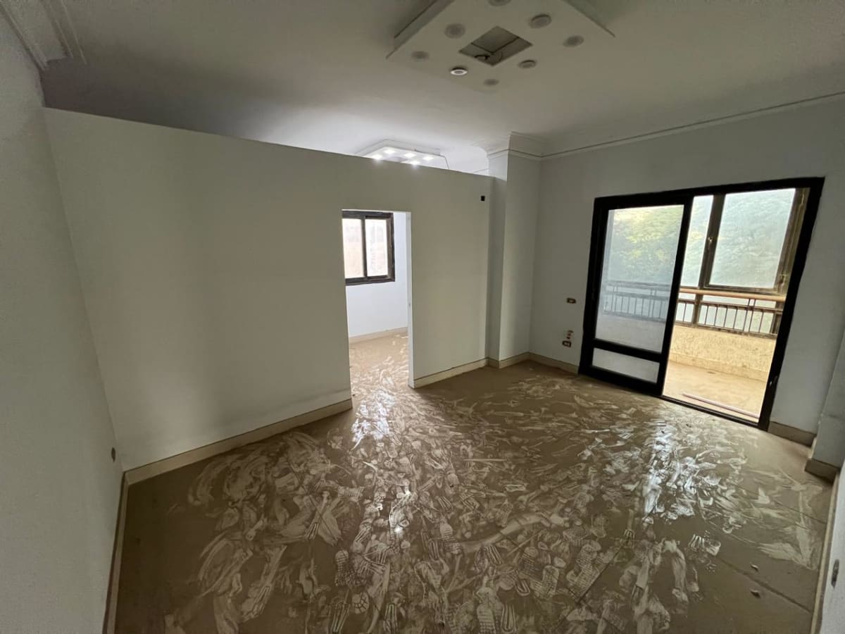Administrative office for rent | 700 m² | El Maadi.