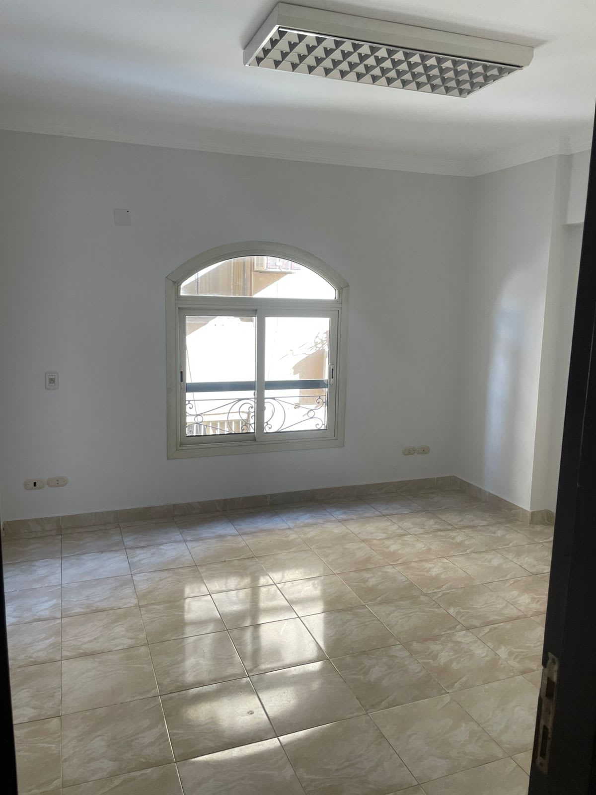 Administrative office for rent | 300m² | cornish  El Maadi.