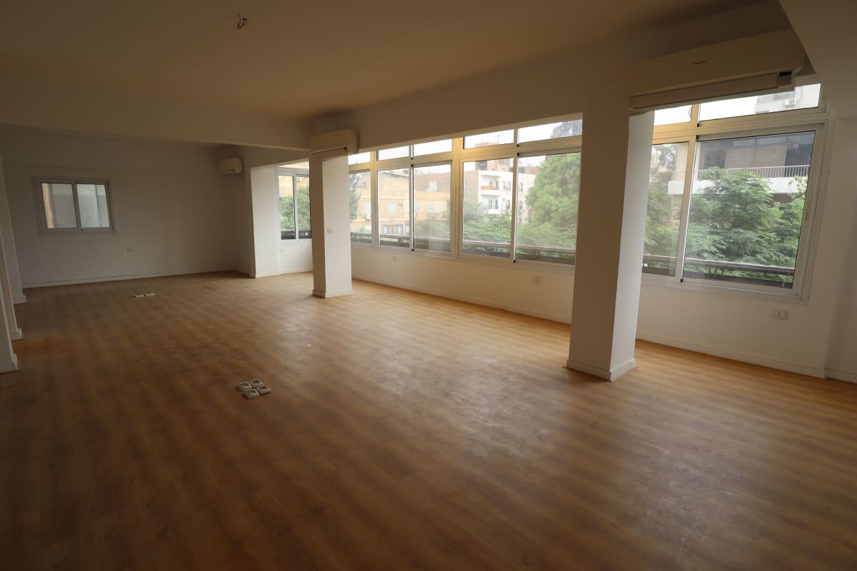 Administrative Office For Rent | 220m² | Degla. 