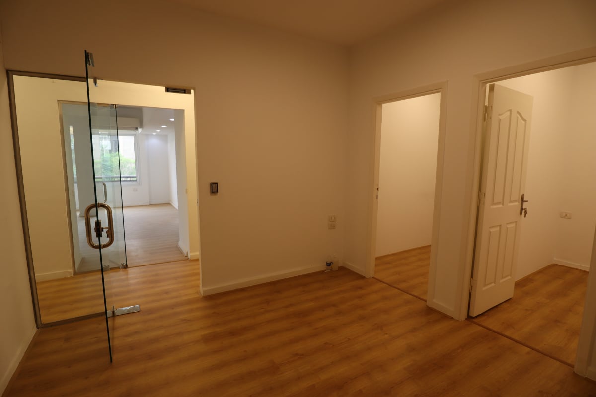 Administrative Office For Rent | 220m² | Degla. 