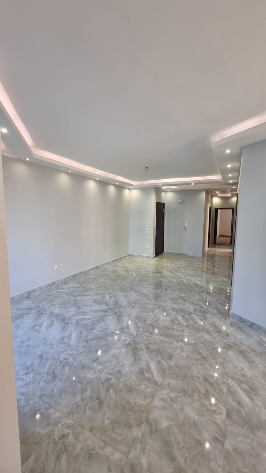 Modern Administrative Office | 180m² | For Rent in Banafseg.
