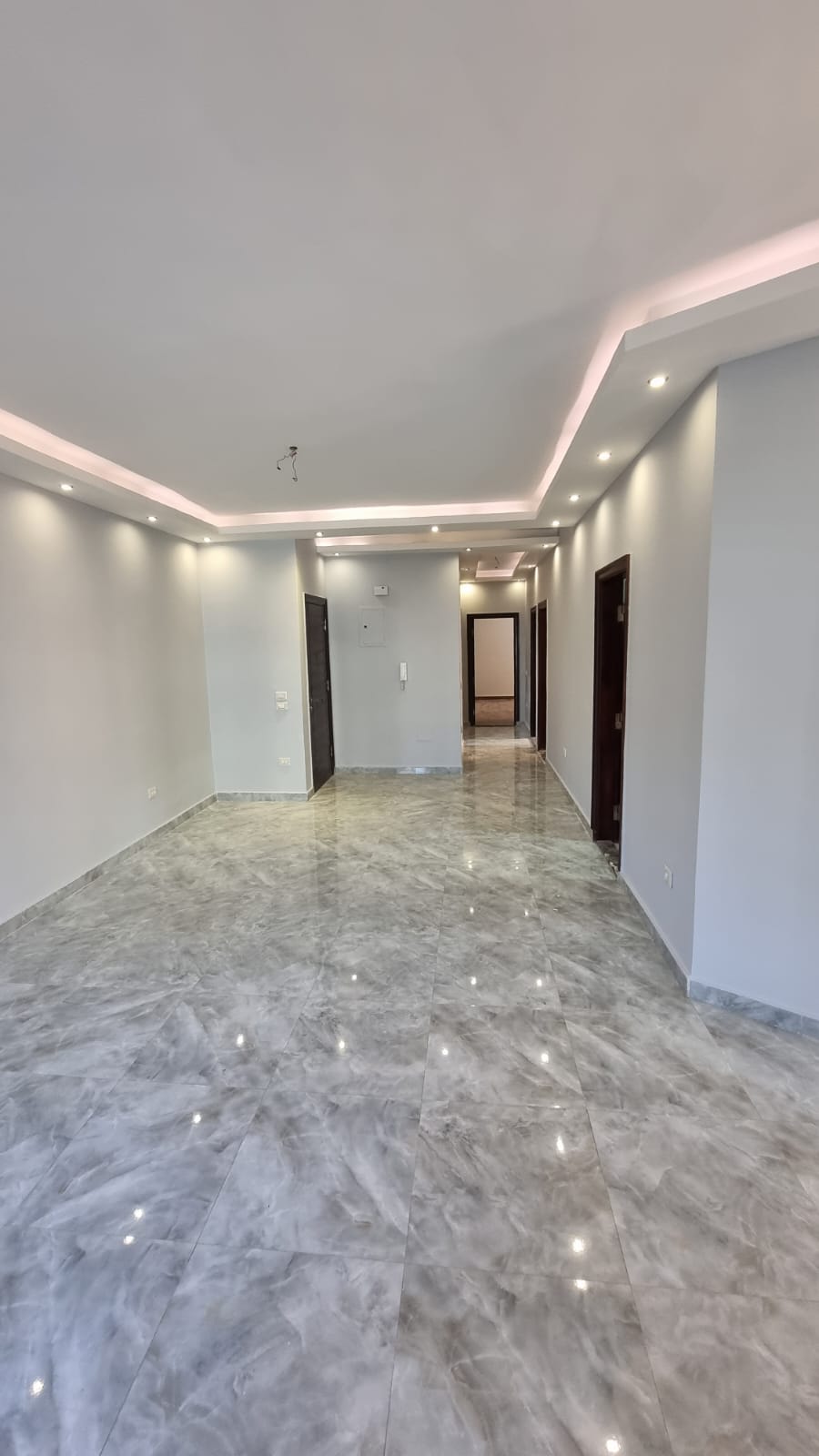 Modern Administrative Office | 180m² | For Rent in Banafseg.
