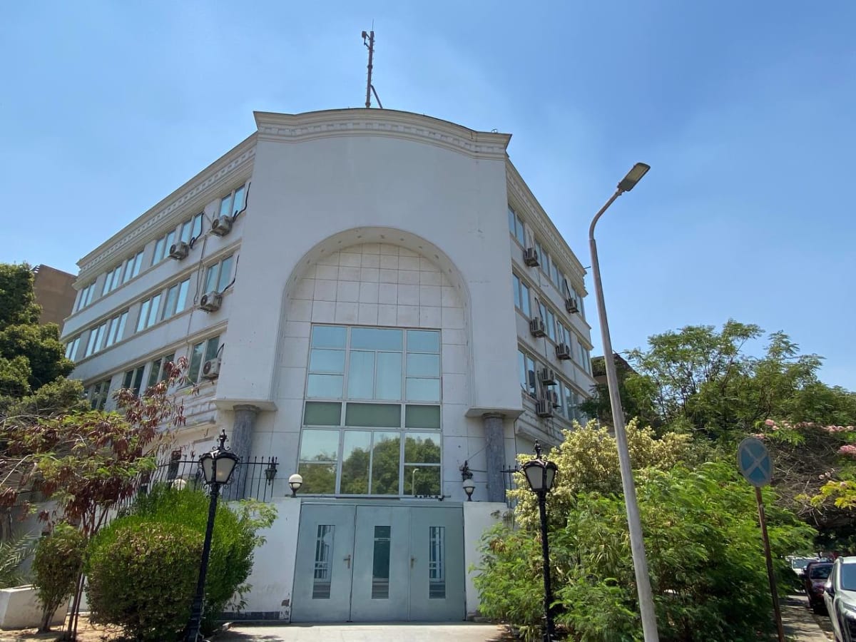 Administrative office for rent | 2700 m² | Cornish El Maadi.