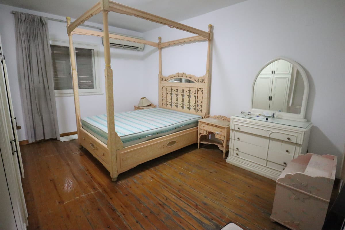 Bright Semi-Furnished Apartment In Maadi Degla.