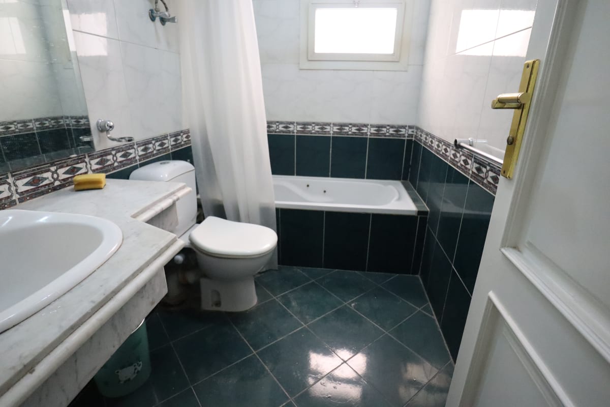 Bright Semi-Furnished Apartment In Maadi Degla.