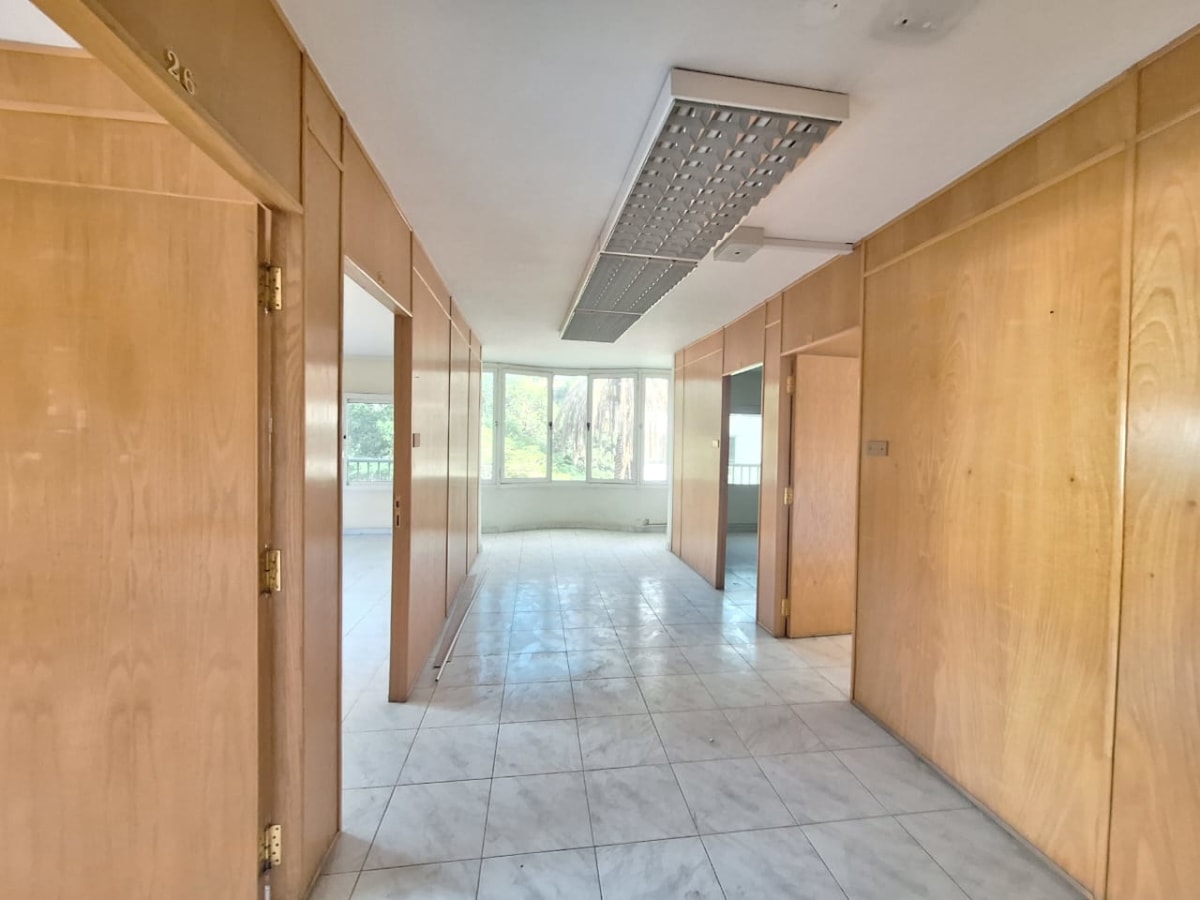 Administrative office for rent | 1200 m² | El Maadi.