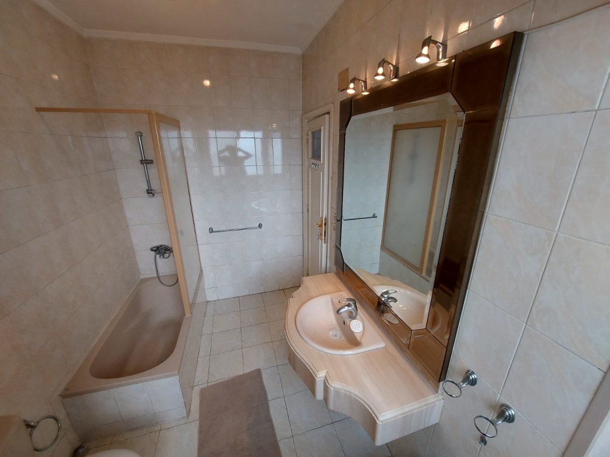 Experience The Zamalek Lifestyle In This Upscale Furnished Apartment.