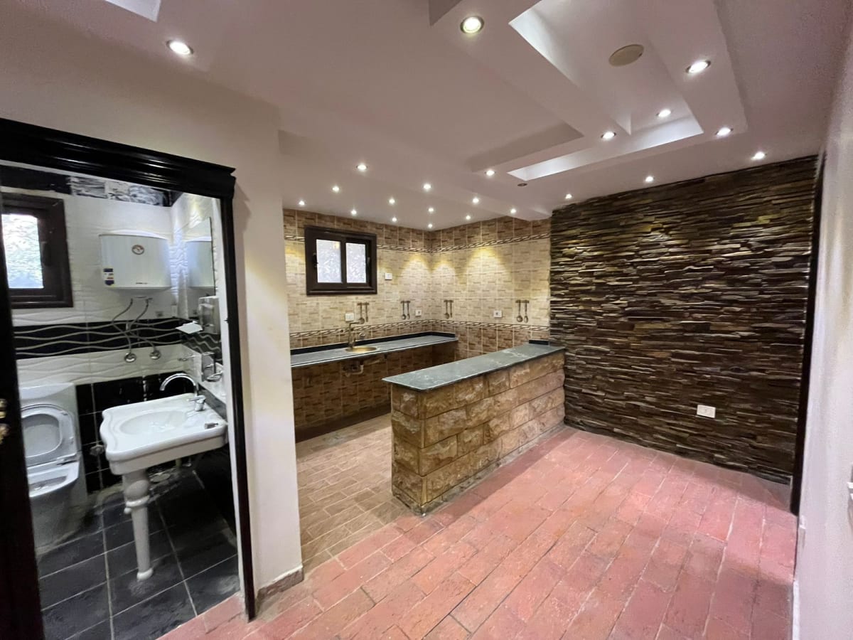 Administrative villa for rent | 700 m² | El Maadi.