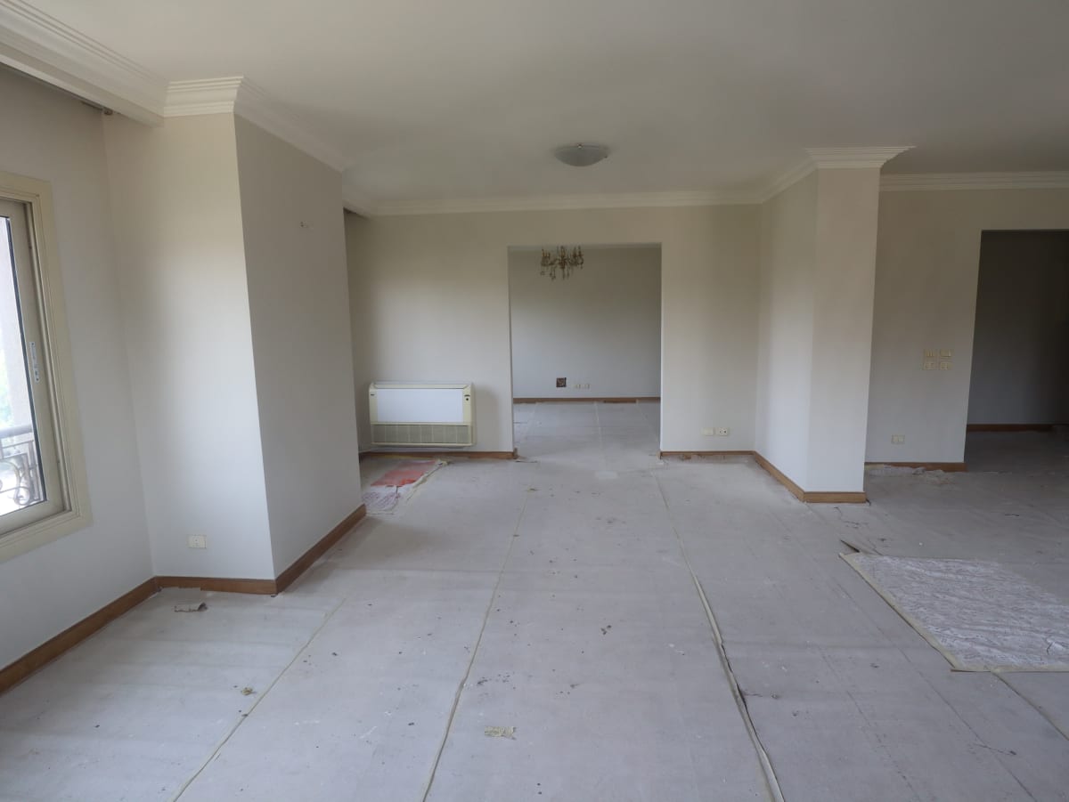 Unfurnished Apartment With Full AC In Maadi Sarayat