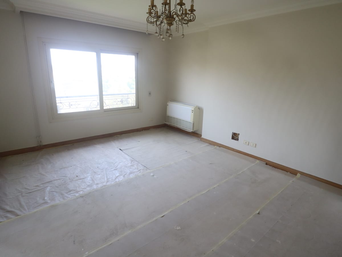 Unfurnished Apartment With Full AC In Maadi Sarayat