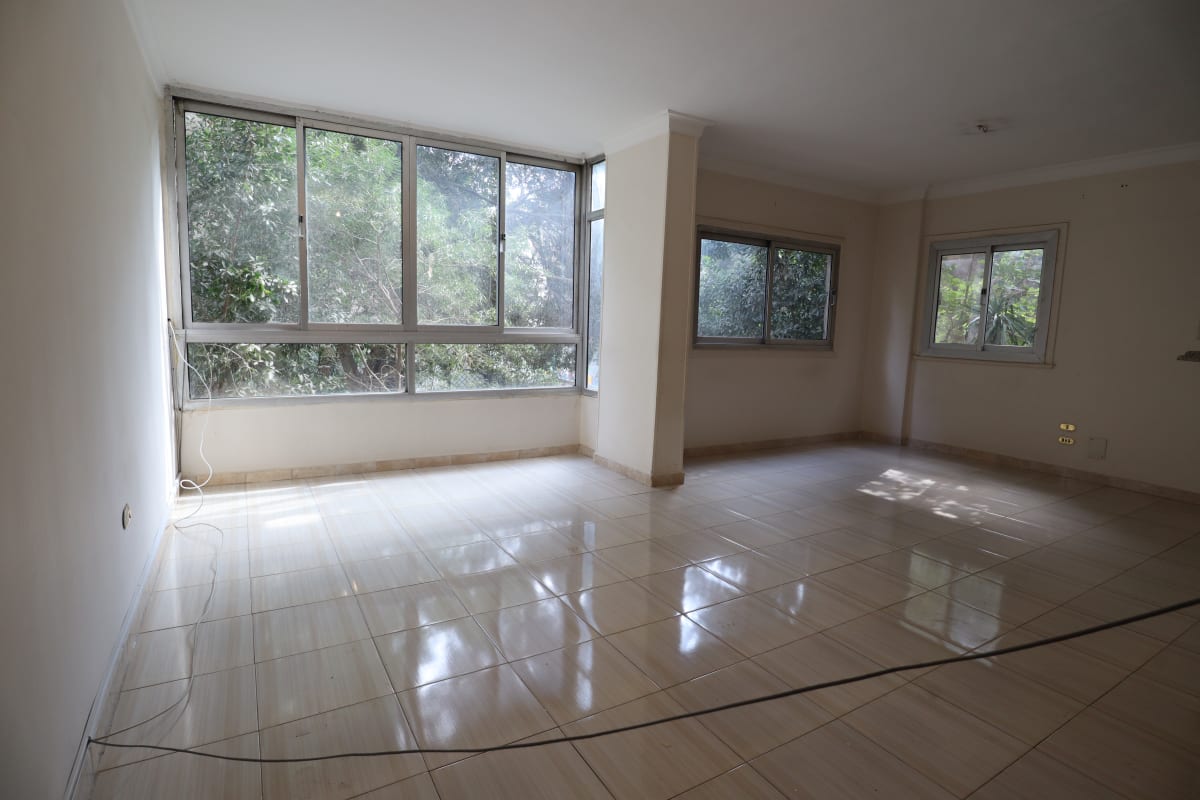 Unfurnished 180 sqm Apartment in Maadi
