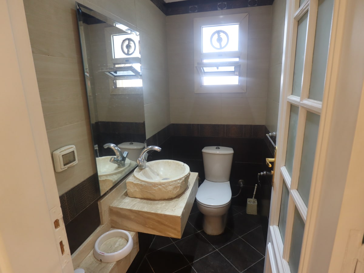 Modern Apartment In The Heart Of Maadi Sarayat For Rent