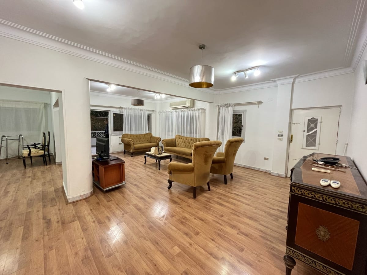 Peaceful Ground Floor Apartment In A Prime Residential Area.