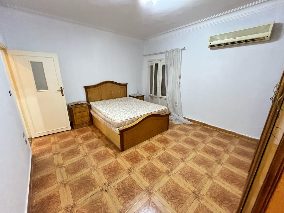 Peaceful Ground Floor Apartment In A Prime Residential Area.