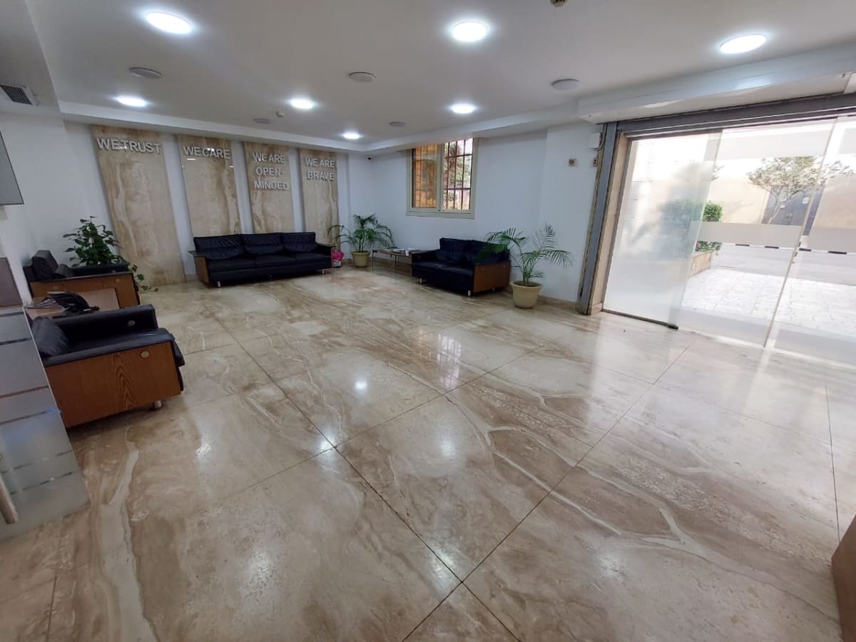 Administrative building for rent | 3300 m² | Degla El Maadi.