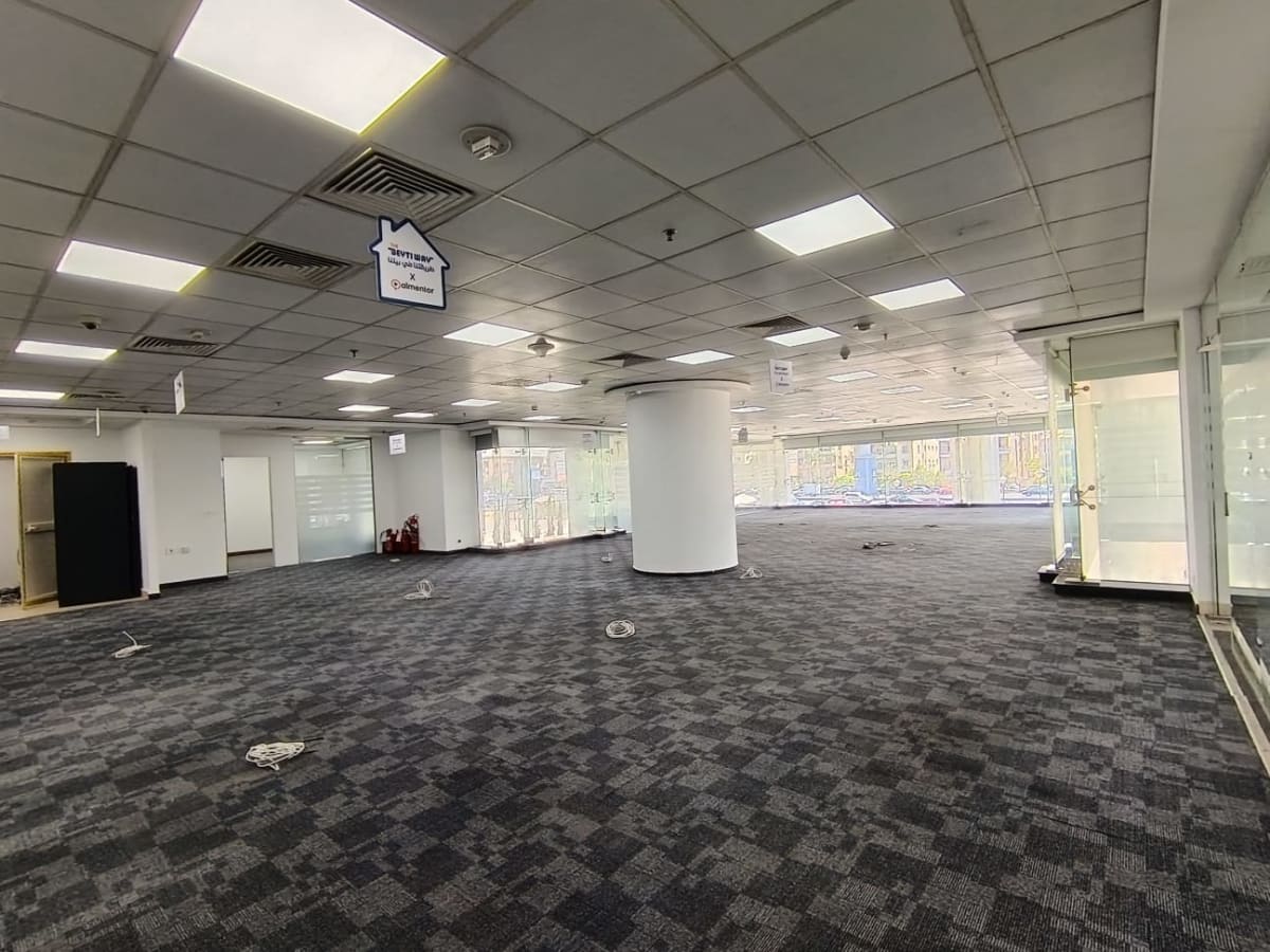 Administrative Space For Rent | 634m² | 90th south. 
