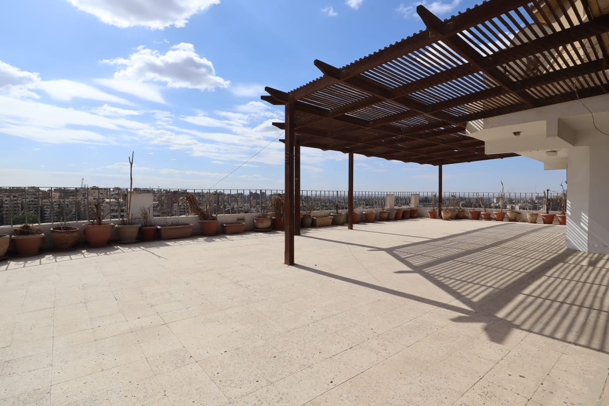 Exceptional 350 sqm Apartment in Maadi Degla