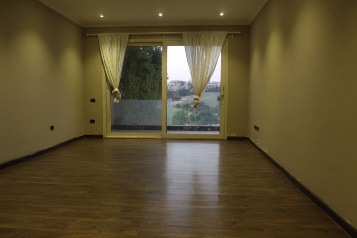 4-BR Villa on 1000 sqm Plot With Private Garden
