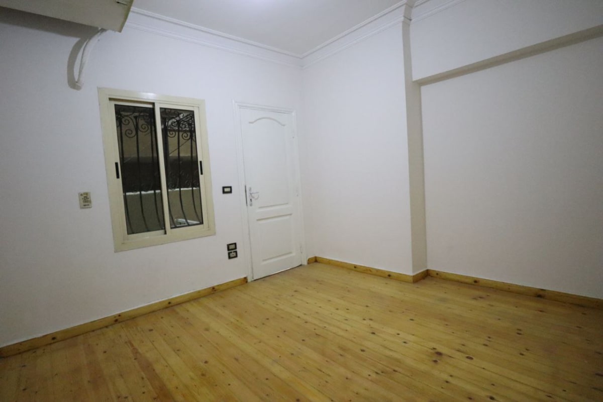 Administrative office for rent | 300 m² | El Maadi.