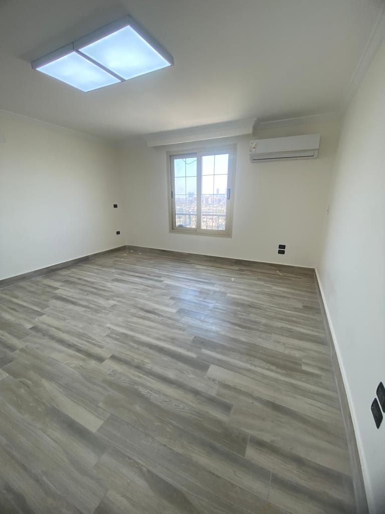 Administrative office for rent | 260 m² | El Maadi.