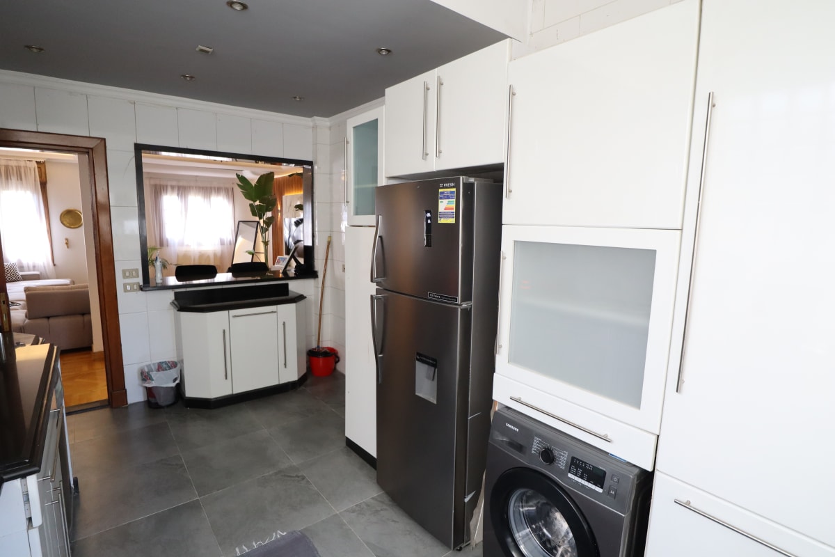 200 M2 Furnished 2 BR Apartment in Degla Maadi
