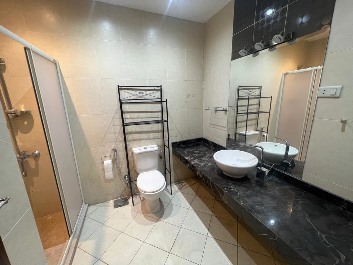 Furnished Apartment With private Entrance In Maadi Sarayat|200SQM