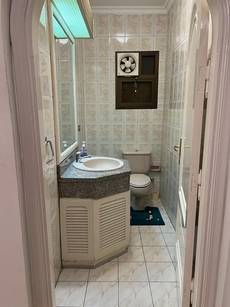 Furnished 3-Bedrooms Flat For Rent|Maadi Sarayat|240m²