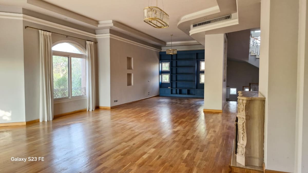 Spacious 5-Bedroom Villa with Shared Pool in Katameya Heights