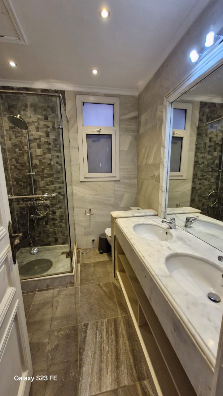 Spacious 5-Bedroom Villa with Shared Pool in Katameya Heights
