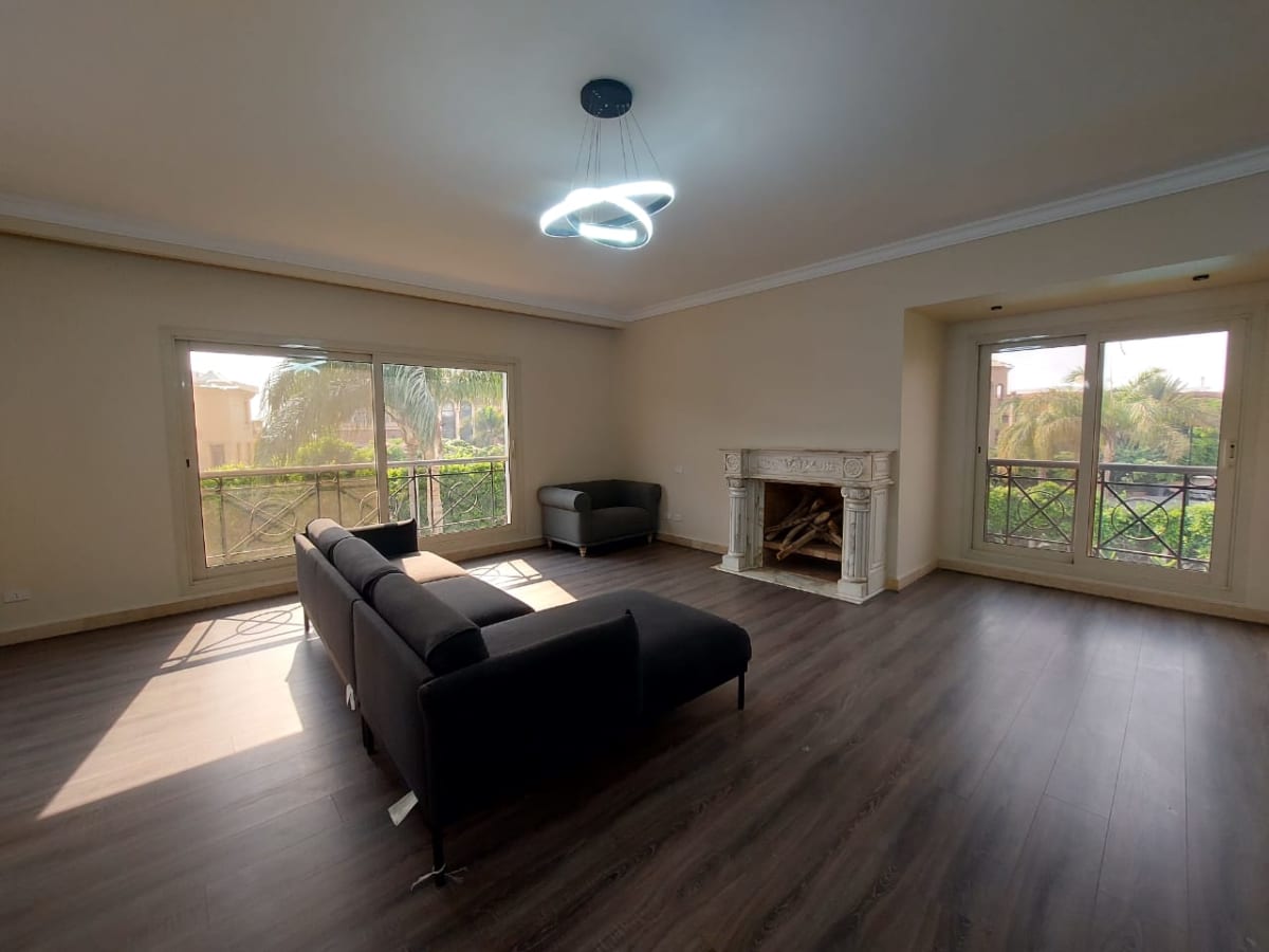Bright 2BR Apartment in Katameya Heights