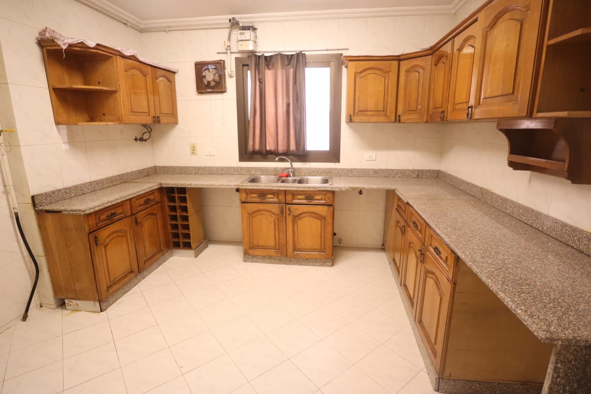 Bright Semi-Furnished Apartment In Maadi Degla.