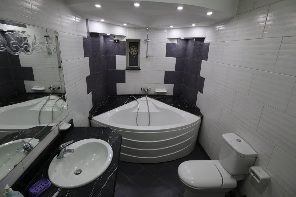 Bright & Elegant Apartment with Balcony in Maadi
