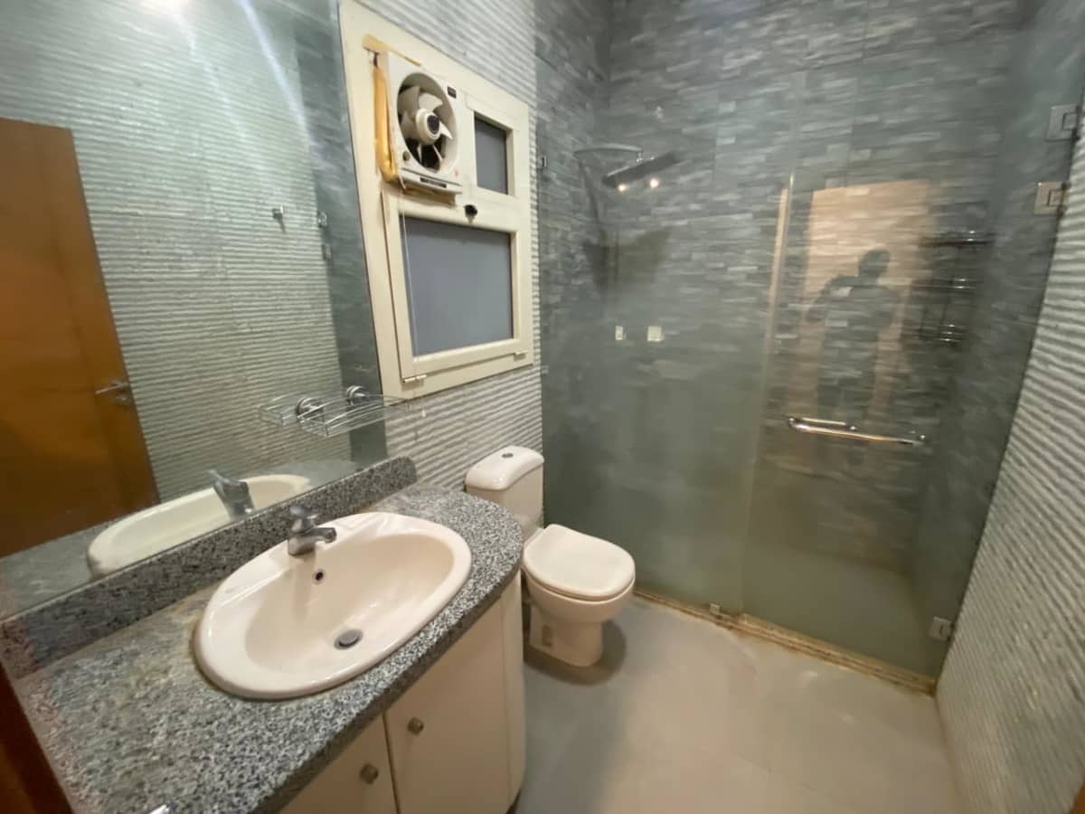 Premium 3BR Apartment in Maadi with Pool Access