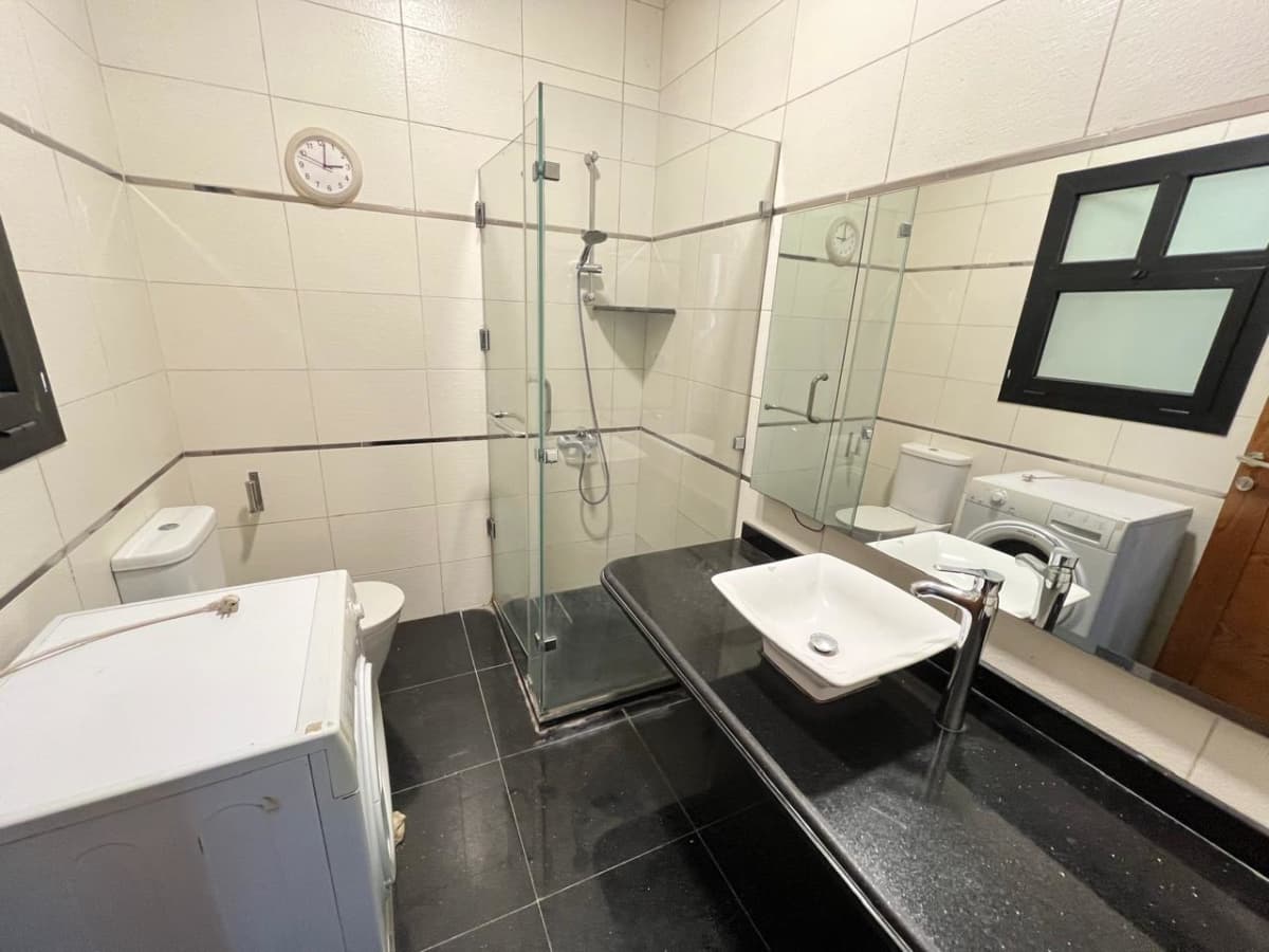 Modern 4 Bedroom Apartment in Maadi