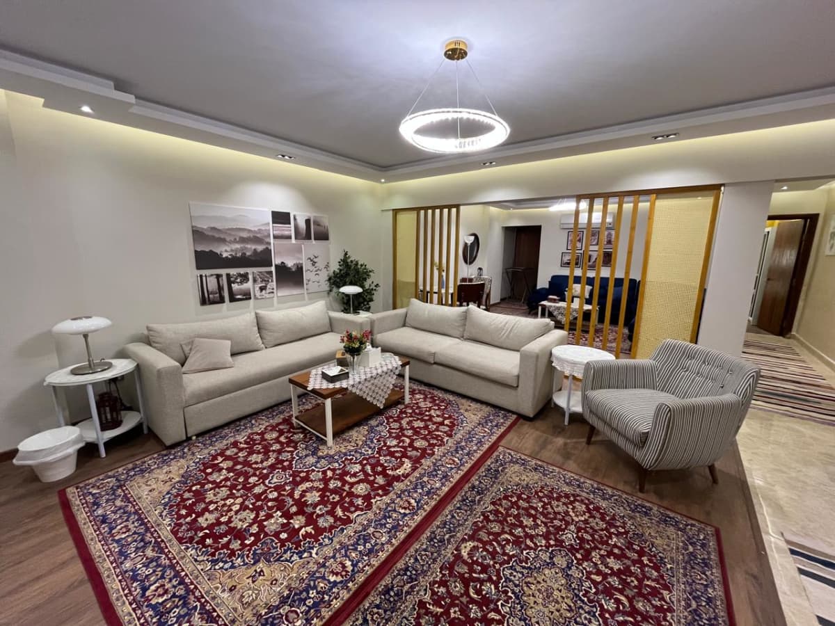 Elegant 3-Bedroom Apartment for Rent | 198 sqm | Zamalek Prime Location