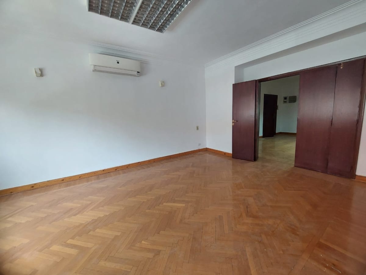 Semi Furnished Apartment in Maadi Sarayat|350Sqm.